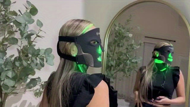 FOLOKE FDA Cleared LED Light Mask For Home Use Portable USB Powered Skincare Device Wavelength