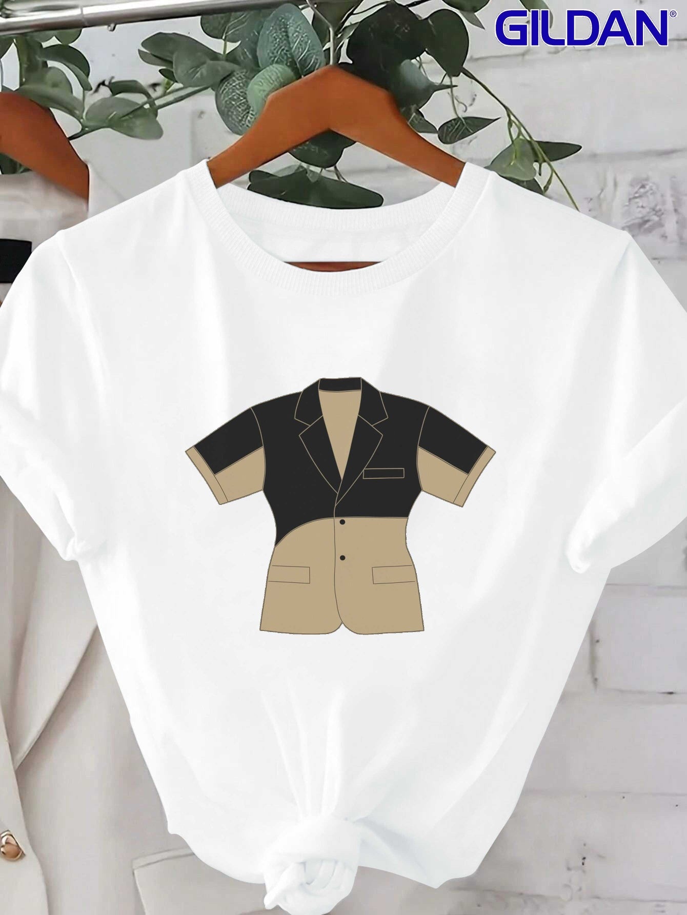 Gildan Womens Two Tone Geometric T Shirt Casual Top