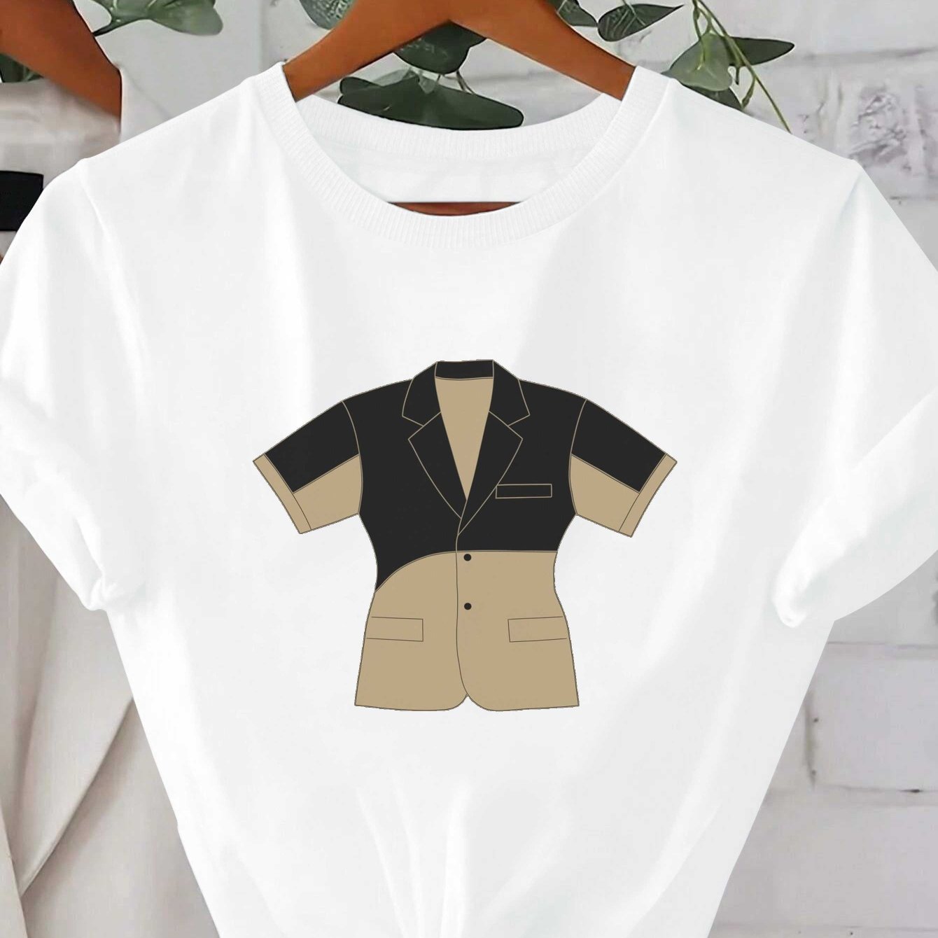 Gildan Womens Two Tone Geometric T Shirt Casual Top
