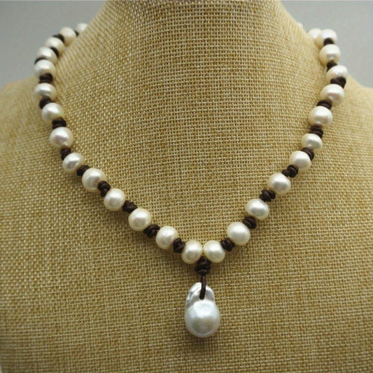 Women's Vintage Freshwater Pearls Leather Necklace Elegant Everyday Jewelry