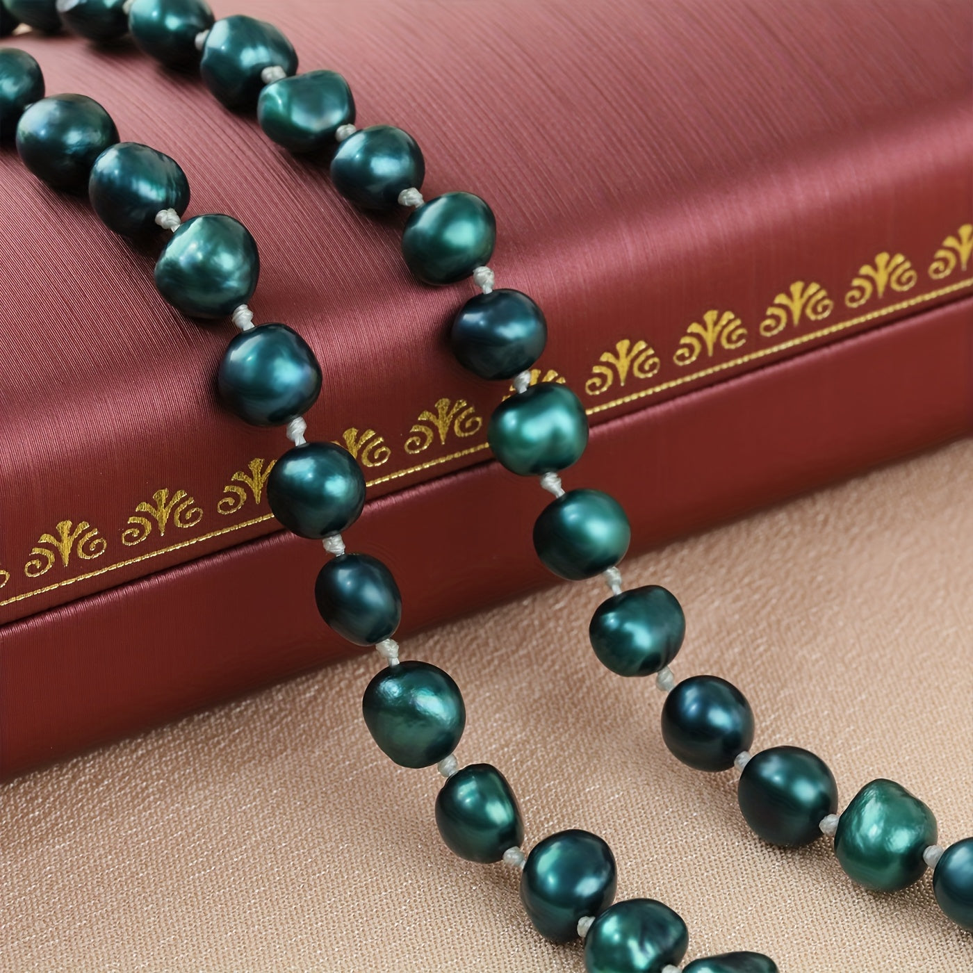 Women's Elegant Adjustable Freshwater Pearl Necklace