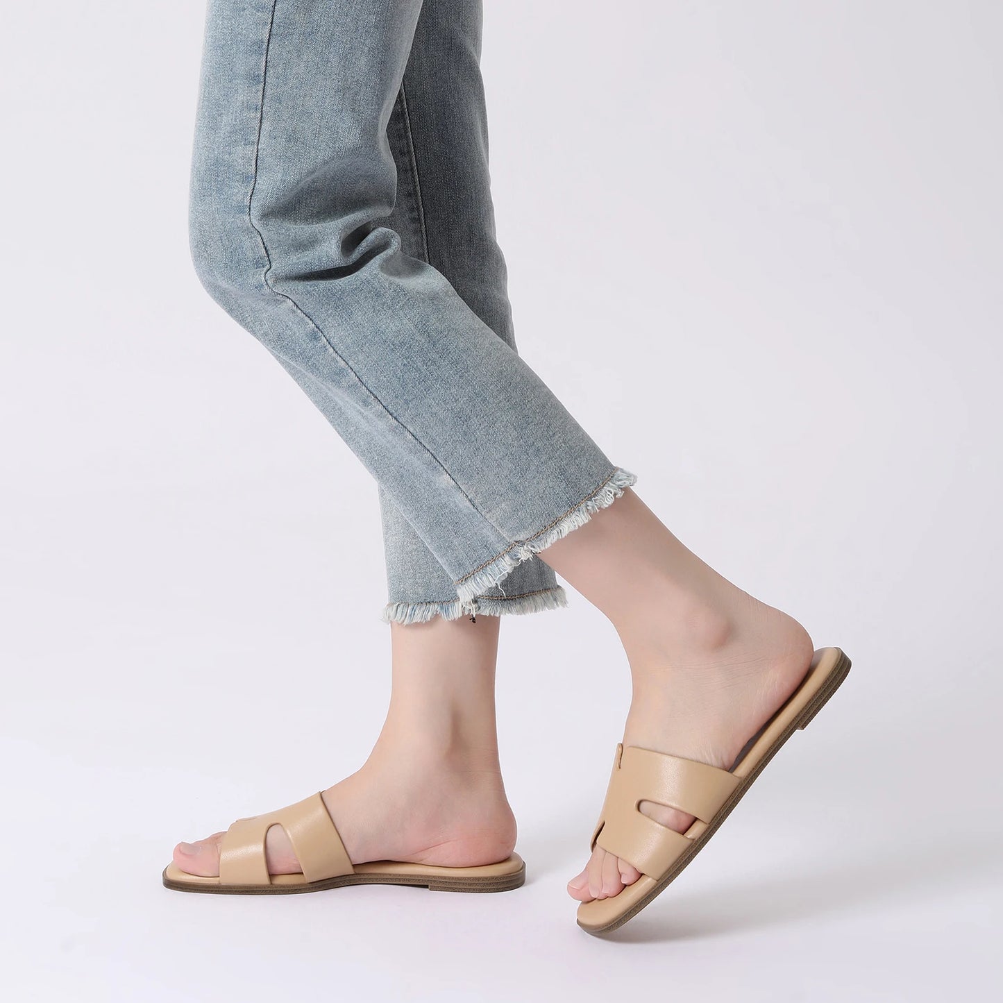 Women's PU Slip On Flat Sandals Casual Comfortable Slide Sandals