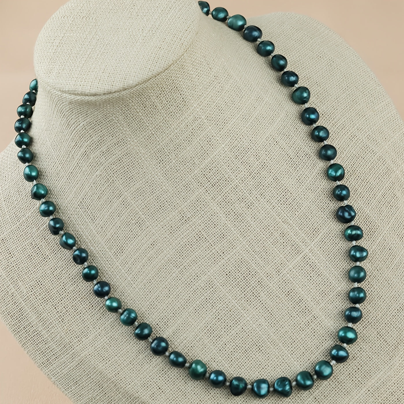 Women's Elegant Adjustable Freshwater Pearl Necklace