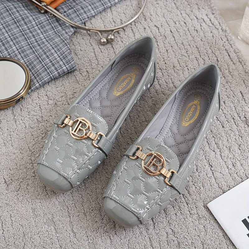 Women's Square Toe Loafers With Golden Chain Accent Quilted Flats